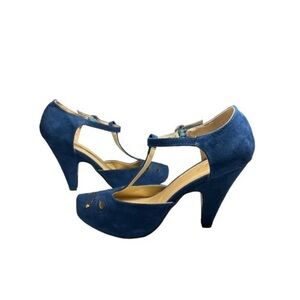 Modcloth Retro Heels The Rest Is History Velvet T Strap Blue Size 9